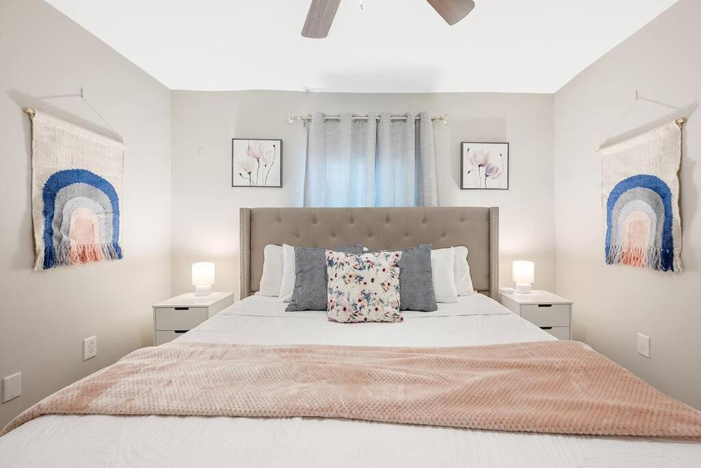 Apartment * Lux Modern Retreat * Downtown * King Beds * *